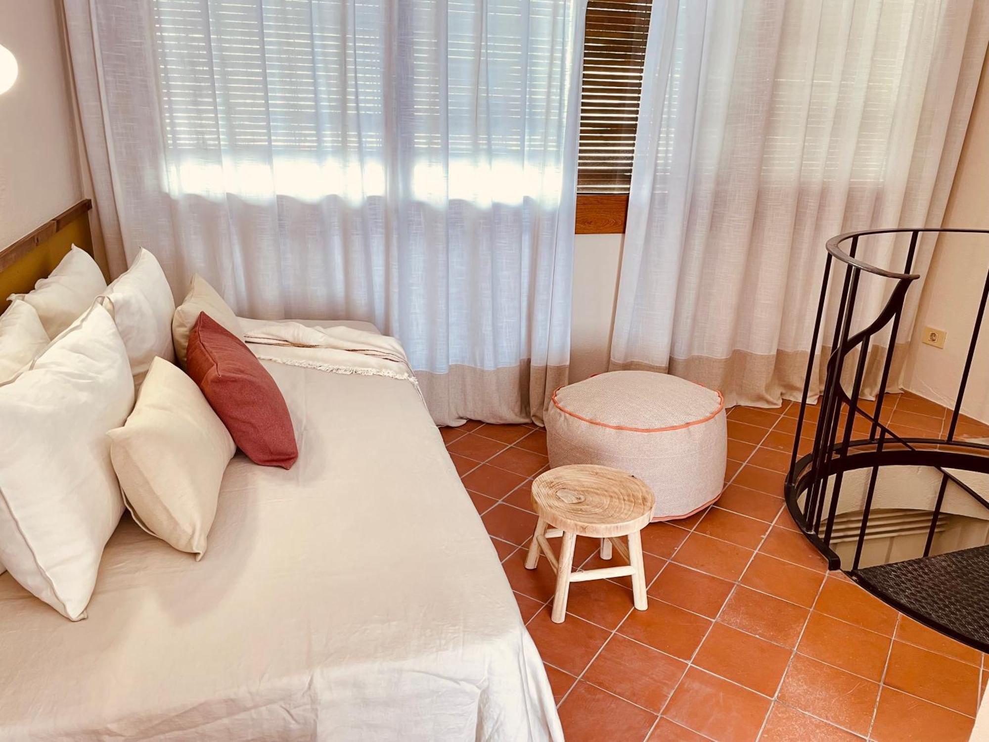 Apartaments Can Gibert Castello  D'Empuries Exteriör bild
