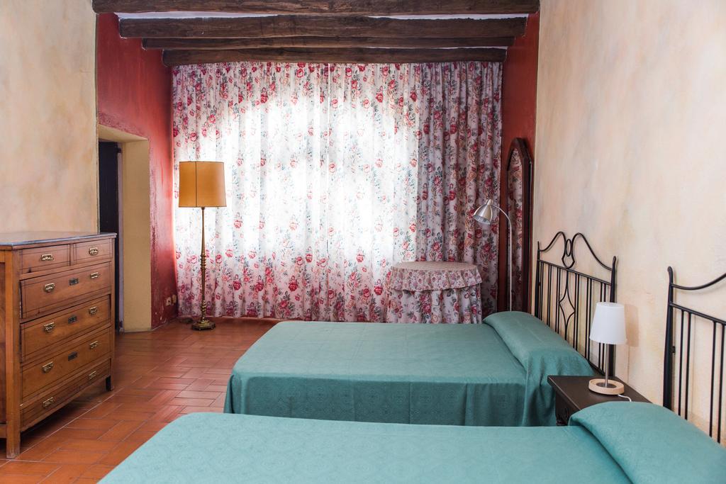 Apartaments Can Gibert Castello  D'Empuries Exteriör bild