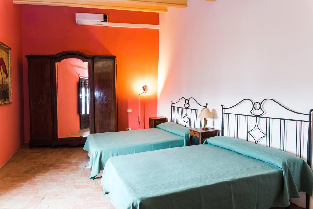 Apartaments Can Gibert Castello  D'Empuries Exteriör bild