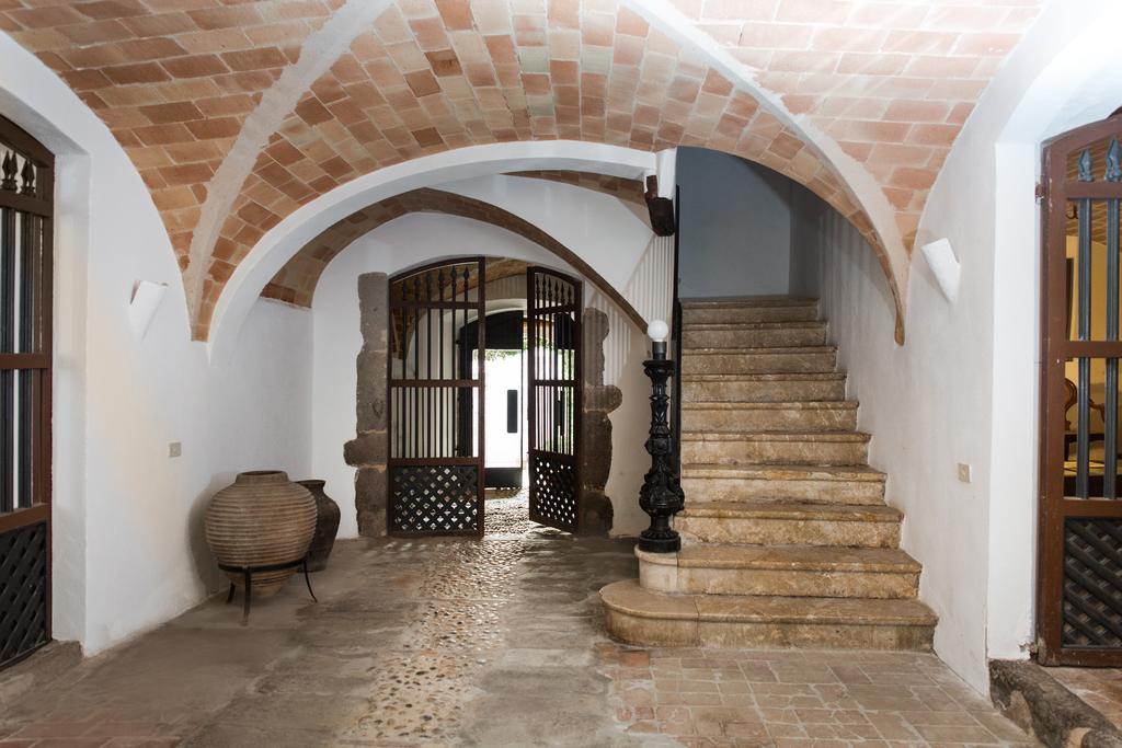 Apartaments Can Gibert Castello  D'Empuries Exteriör bild